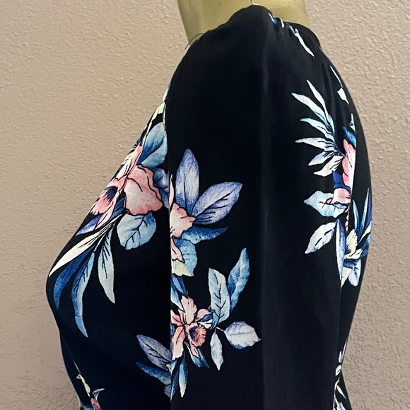 Cute Black Ruffle Leg Tropical FLORAL ROMPER Playsuit Medium - Picture 3 of 9